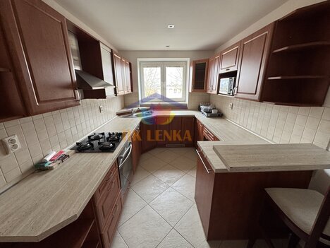 Pronájem bytu 2+1 na ulici U Mateřské školy